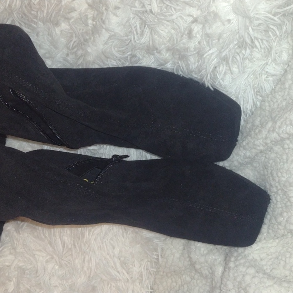 Thigh High Suede Platform Stiletto Boots - Picture 5 of 7